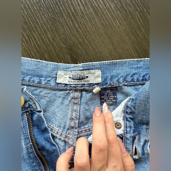 Vintage Buffalo David Bitton Distressed Denim Shorts — 25” - Picture 8 of 10